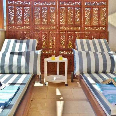 Safak, Lavanta, * Καλκάν